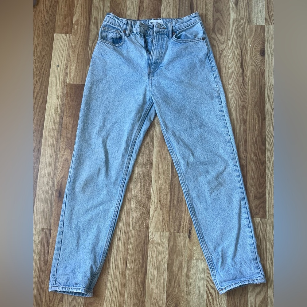 Zara Mom Jeans High Rise
